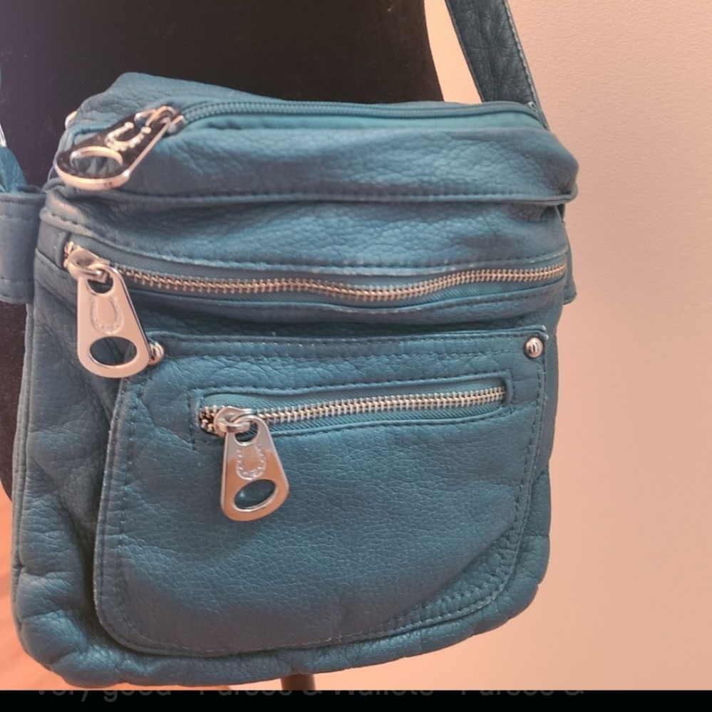 Small Purse - Picture 3 of 4